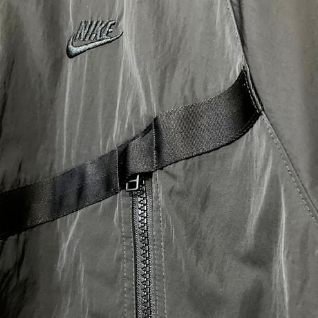 USED【 NIKE 】パーカージャケット／MENS：L〜XL（送料込）［BSF-O］