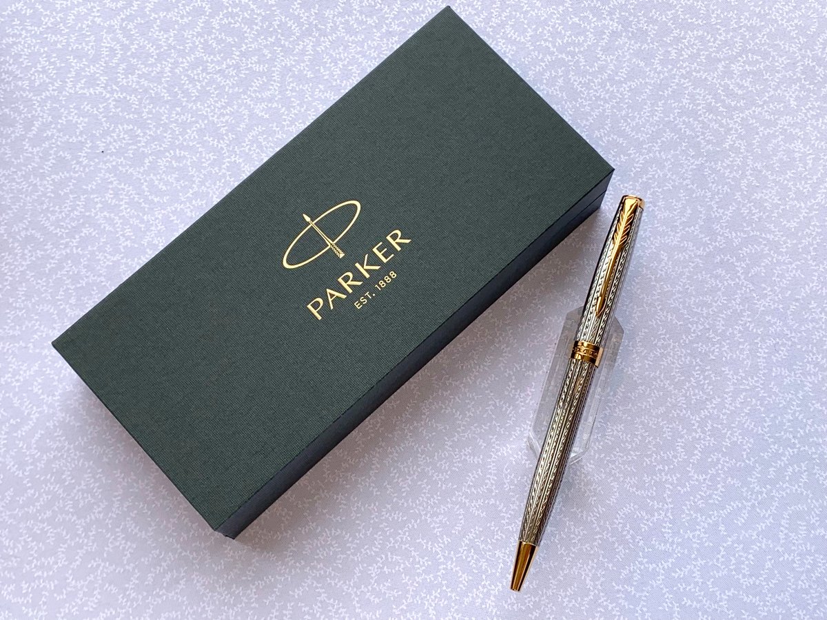【極美品】 ボールペン PARKAR ソネット プレミアム カーボン 廃盤 極美品】 ボールペン PARKAR ソネット プレミアム カーボン 廃盤