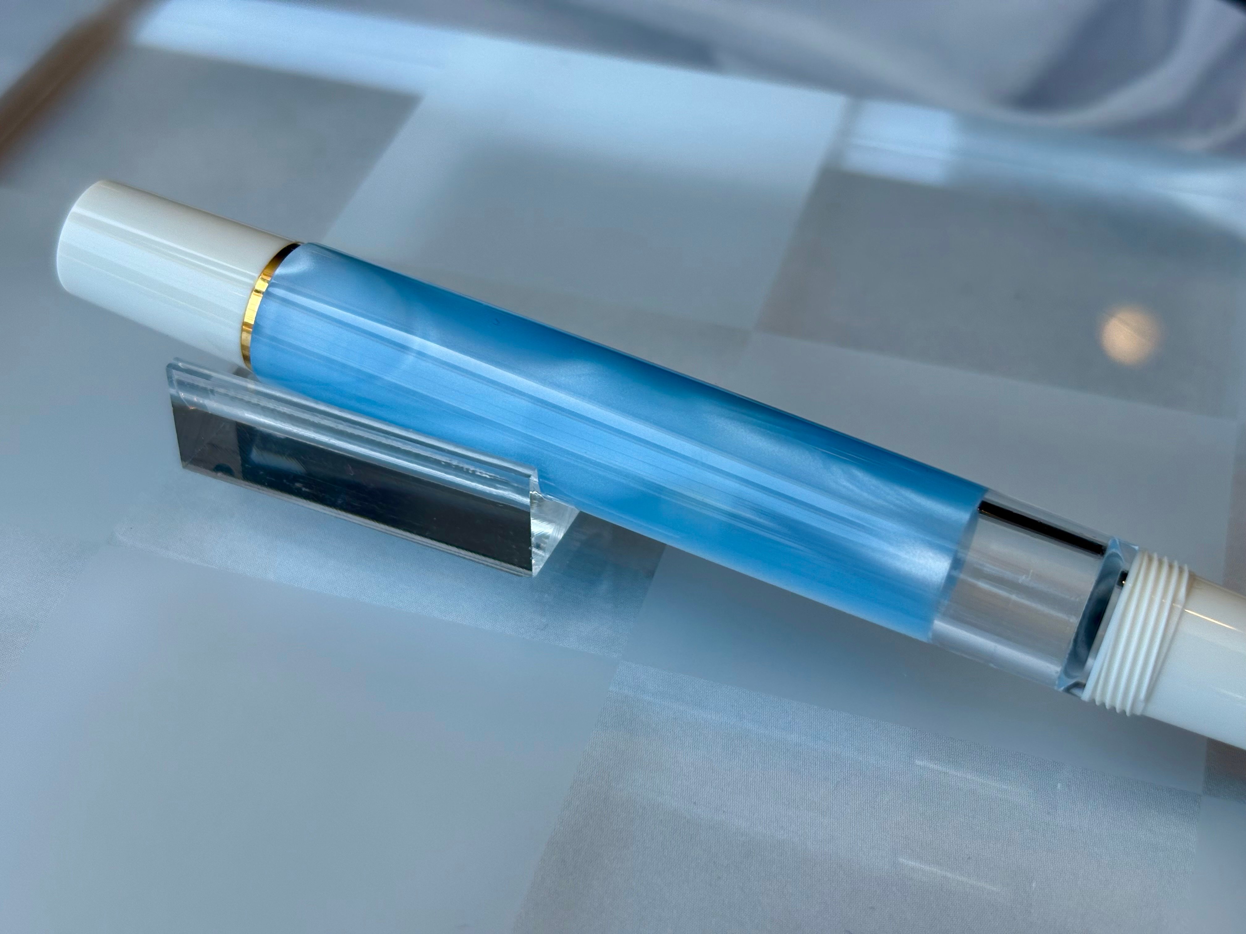 Pelikan（ペリカン）特別生産品 万年筆 クラシック M200 パステル