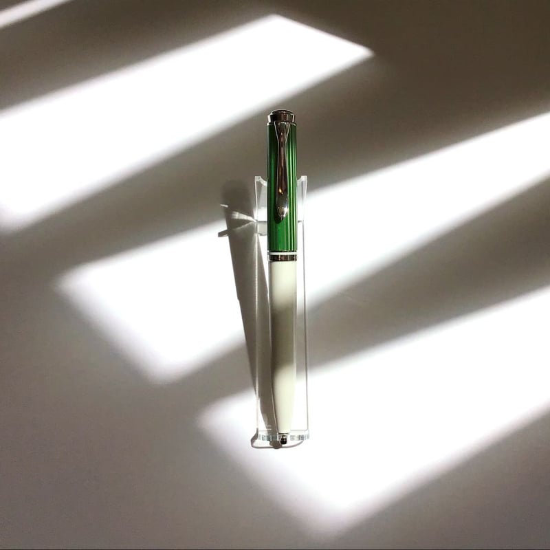 Pelikan（ペリカン）ボールペン スーベレーン K605 グリーンホワイト