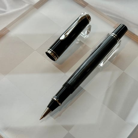 Pelikan（ペリカン）ローラーボール スーベレーン R405 ブラック