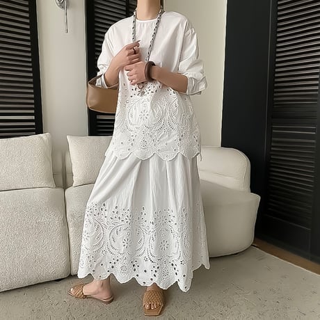 eyelet lace scallop hem set-up　NK2307