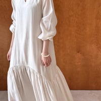relax-fit v-neck one-piece /2color　NK1099