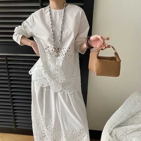 eyelet lace scallop hem set-up　NK2307