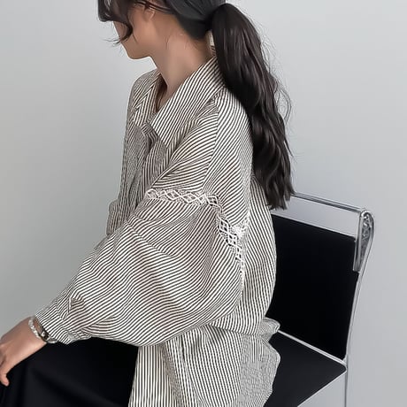 stripe sleeve lace shirt　NK2276