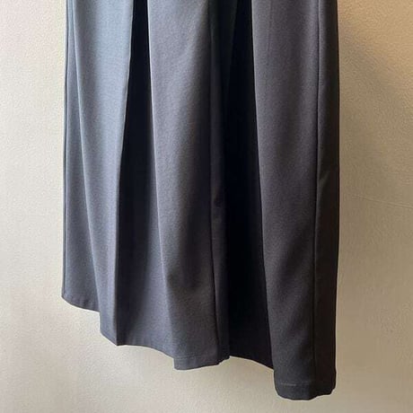 assynmetry tuck skirt /2color　NK1137