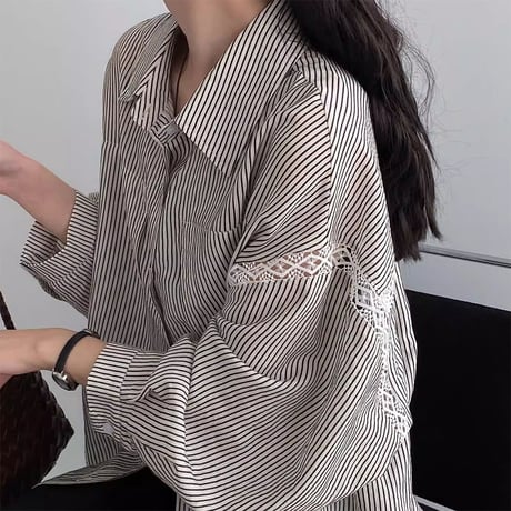 stripe sleeve lace shirt　NK2276