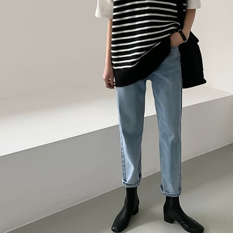 relaxed tapered light wash denim　NK2170