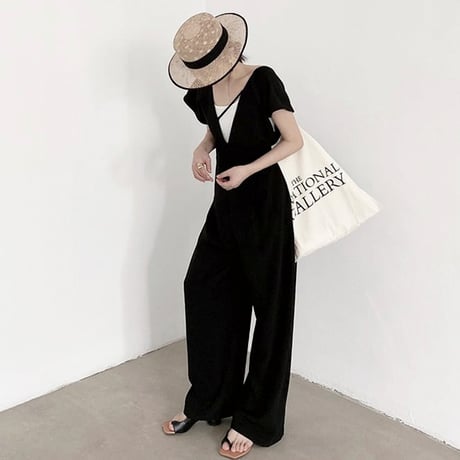 deep v-neck wide all-in-one　NK1823