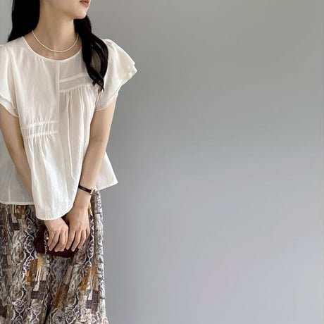tiered flutter sleeve blouse /2color　NK1842