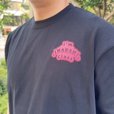 ビッグシルエットTシャツ＜I'm IMANAMI Class＞ブラック×ワッペン（ピンク）