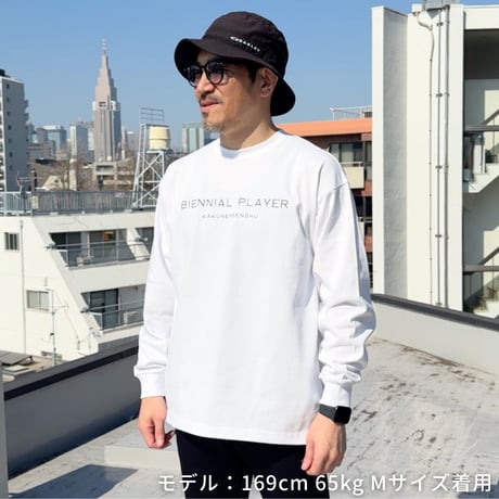 ＜BIENNIAL PLAYER（隔年選手）ロンT＞ホワイト×黒文字