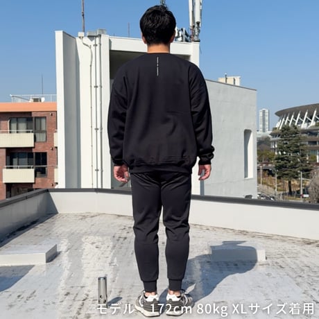 ＜BIENNIAL PLAYER（隔年選手）トレーナー＞ブラック×白文字