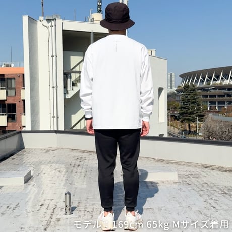 ＜BIENNIAL PLAYER（隔年選手）ロンT＞ホワイト×黒文字