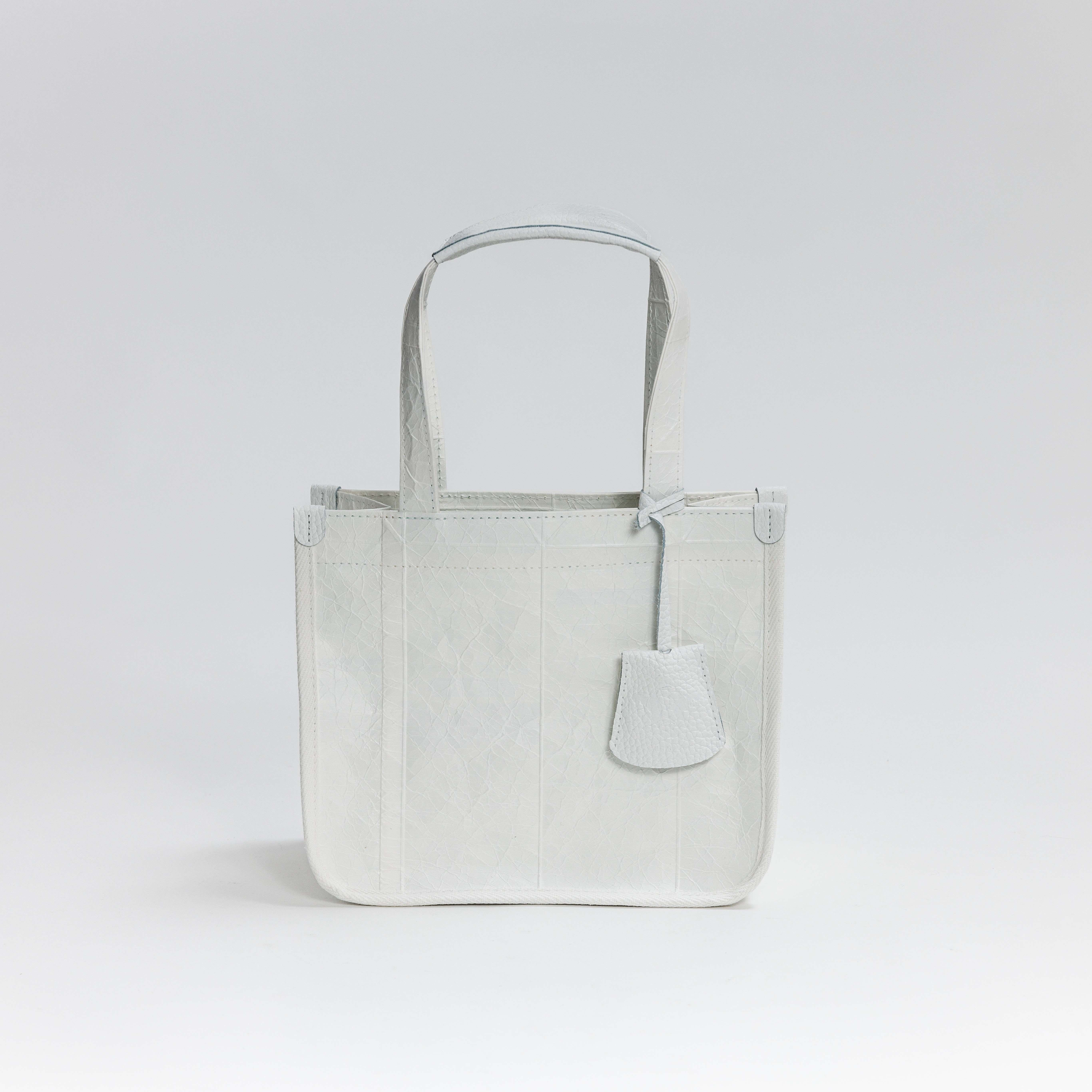 22997✨モワナ トートバック MM ホワイト Oh tote 総柄 MOYNAT/モワナ