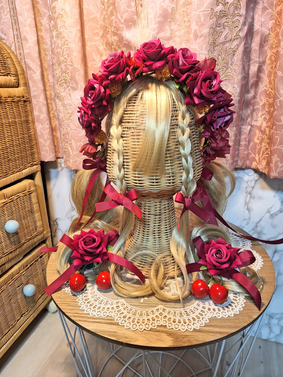 薔薇リボンクリップのヘッドドレス fit=scale-down,w=1200