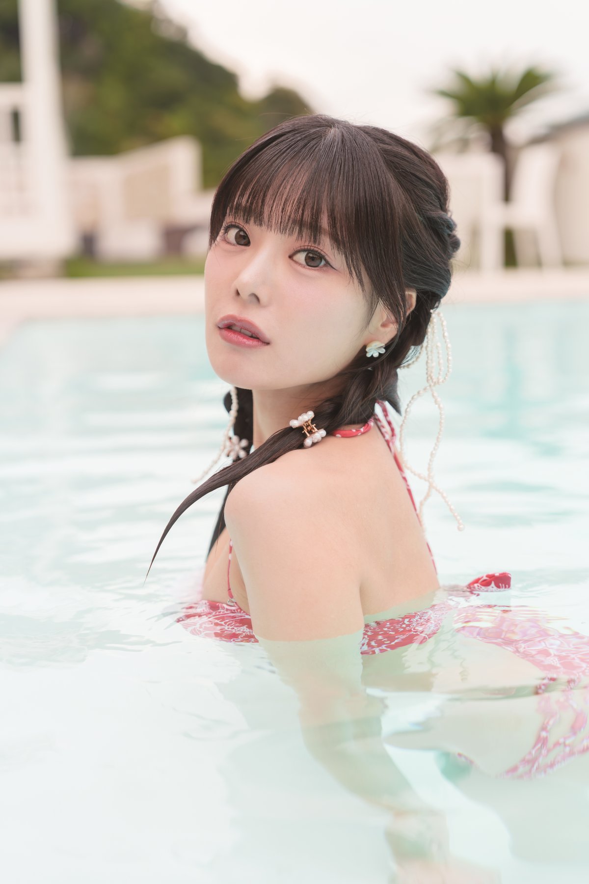 倉知玲鳳1st写真集Chroma | アプリスタイル公式ショップ