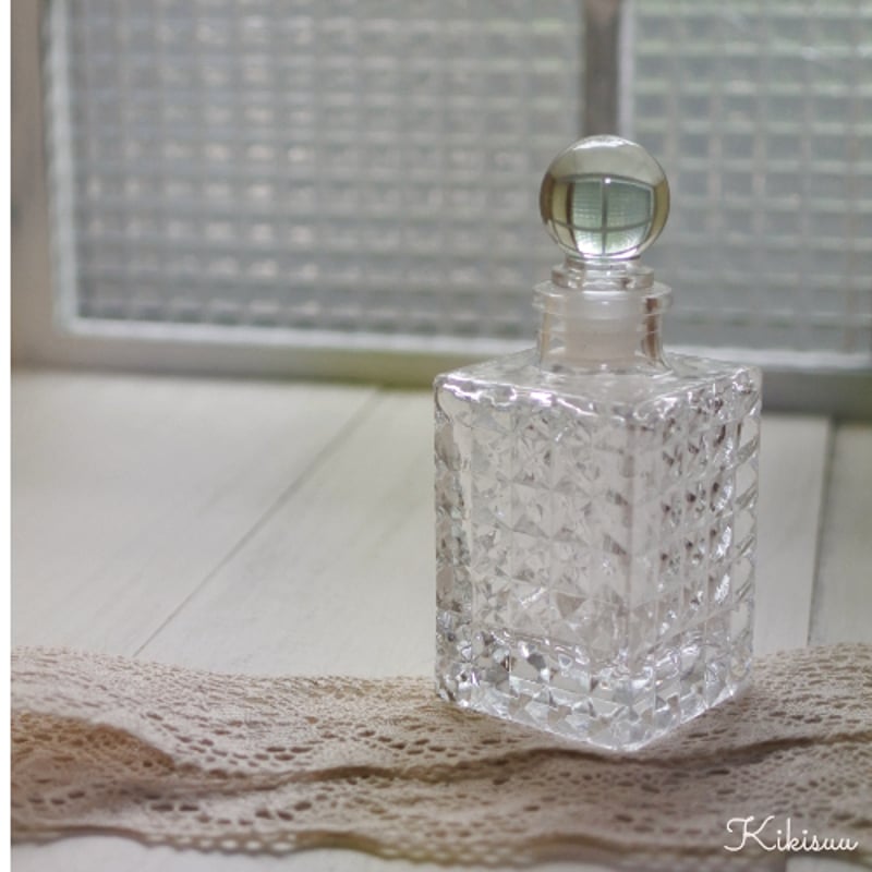 パフュームボトル スクエア parfum bottle square 四角い香水瓶