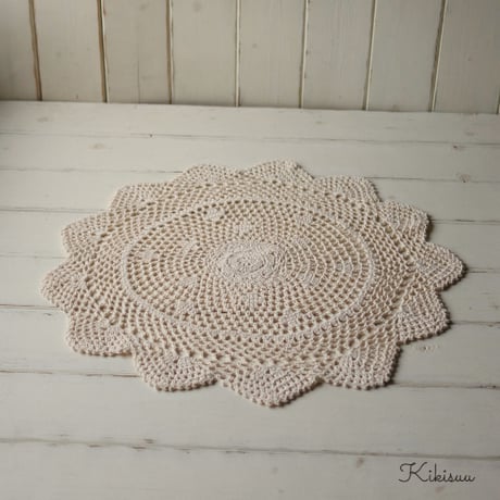 Doily flower 40 ナチュラルカラー 大判レース編みドイリー