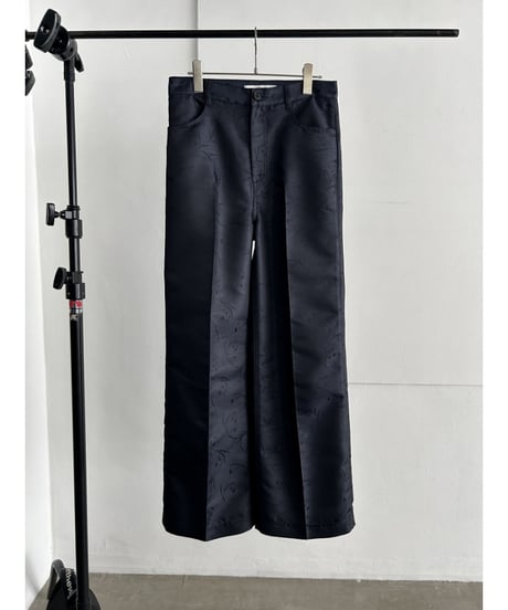 [25par-07]Isaac Straight Pants