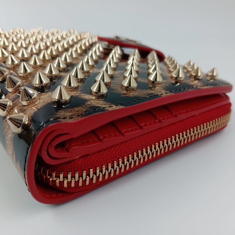 未使用 Christian Louboutin ルブタン 2つ折り財布 | ブランド 未使用 Christian Louboutin ルブタン 2つ折り財布 | ブランド