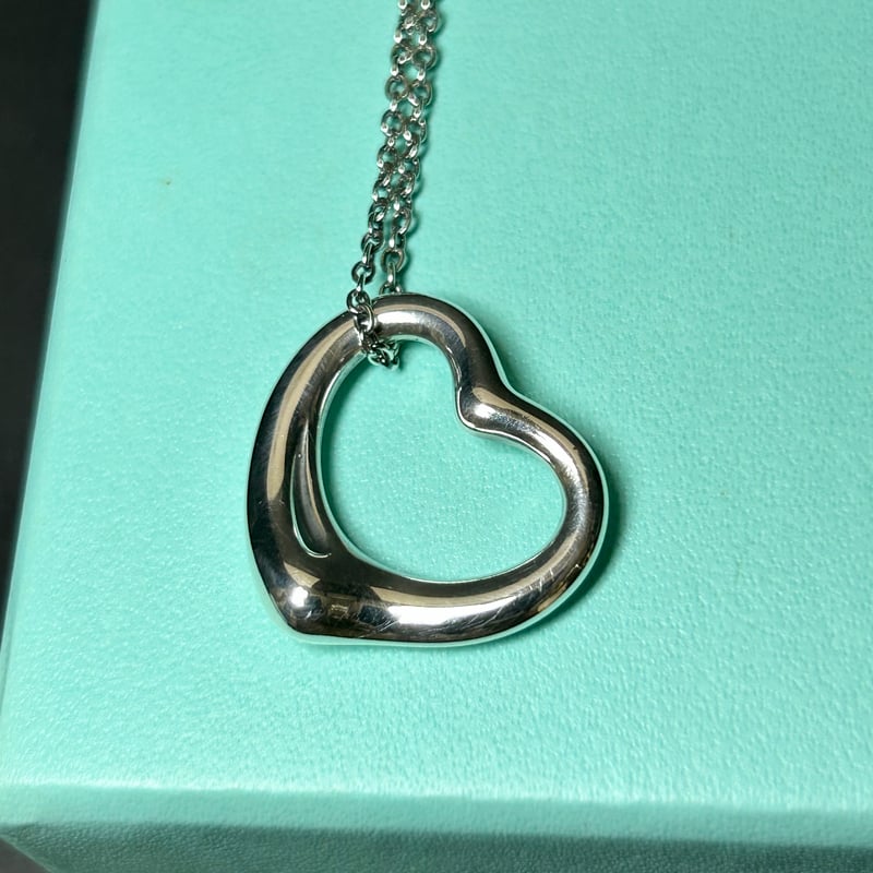 美品】TIFFANY ティファニー オープンハート 2.2 × 1.9 美品】TIFFANY ティファニー オープンハート 2.2 × 1.9