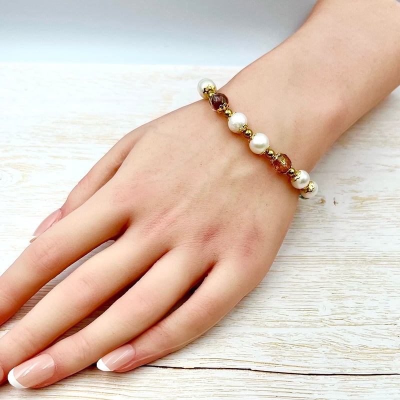 チェコビーズと淡水パールのブレスレット【金属アレルギー対応