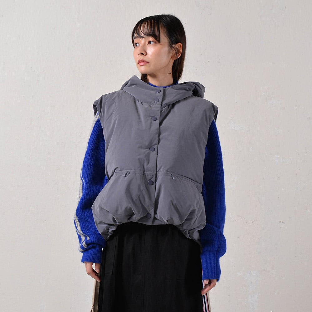 BL000436 ボリュームショートダウンベスト | blanco y brillo 