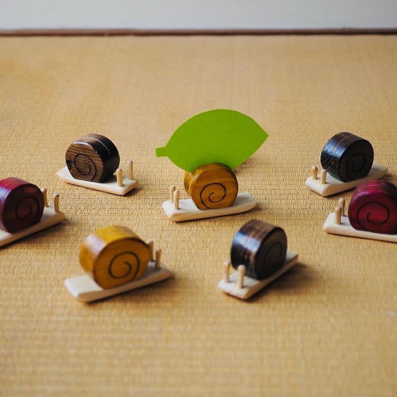 カードスタンド かたつむり | 木工房・あき