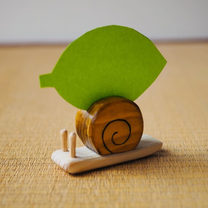 カードスタンド かたつむり | 木工房・あき