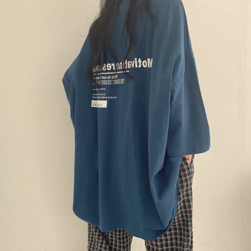 純綿の刺繍の半袖Tシャツ女性の韓国版のゆったりした大きいサイズの服 