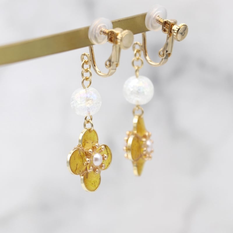 イヤリング・ピアス｜花とガラスビーズ｜黄色 | POOPOOPAPER accessory