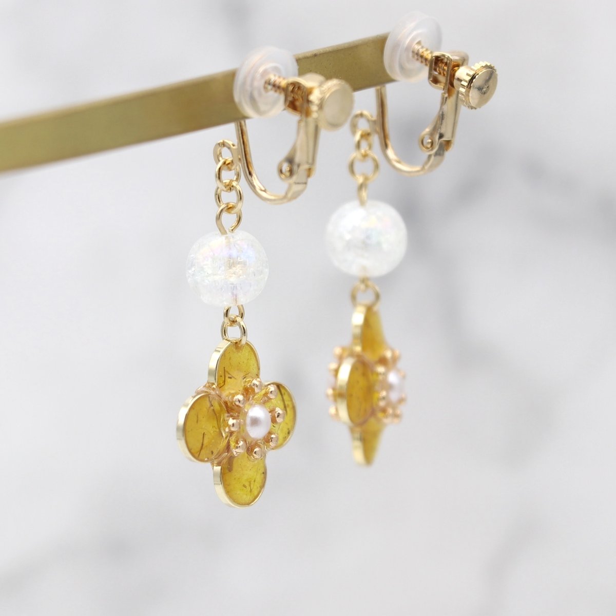 イヤリング・ピアス｜花とガラスビーズ｜黄色 | POOPOOPAPER accessory