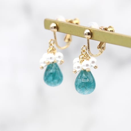 イヤリング・ピアス｜小粒パールと雫｜水色