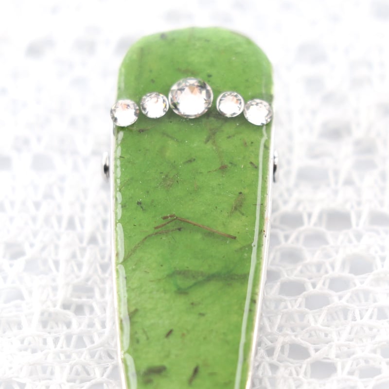 SKIMS ヘアクリップ クリア 限定 Spruce 緑　日本未入荷　レア ヘアクリップ｜クリスタルガラス｜緑 | POOPOOPAPER accessory