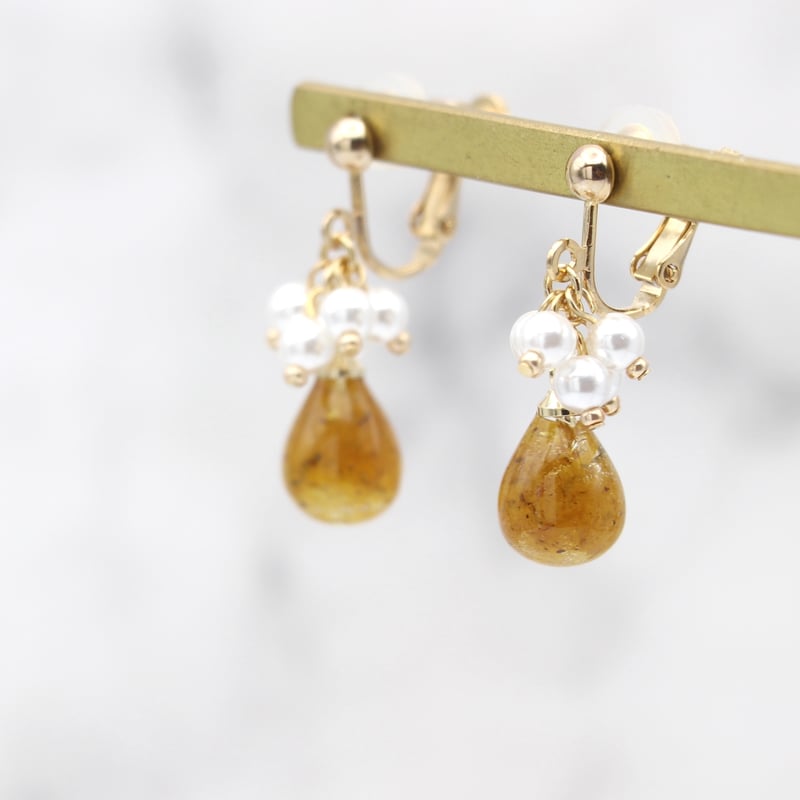 イヤリング・ピアス｜小粒パールと雫｜黄色 | POOPOOPAPER accessory