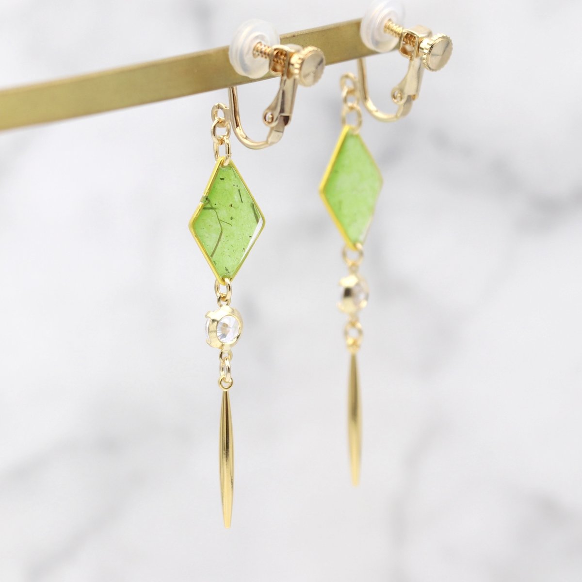 イヤリング・ピアス｜ひし形とスティック｜緑 | POOPOOPAPER