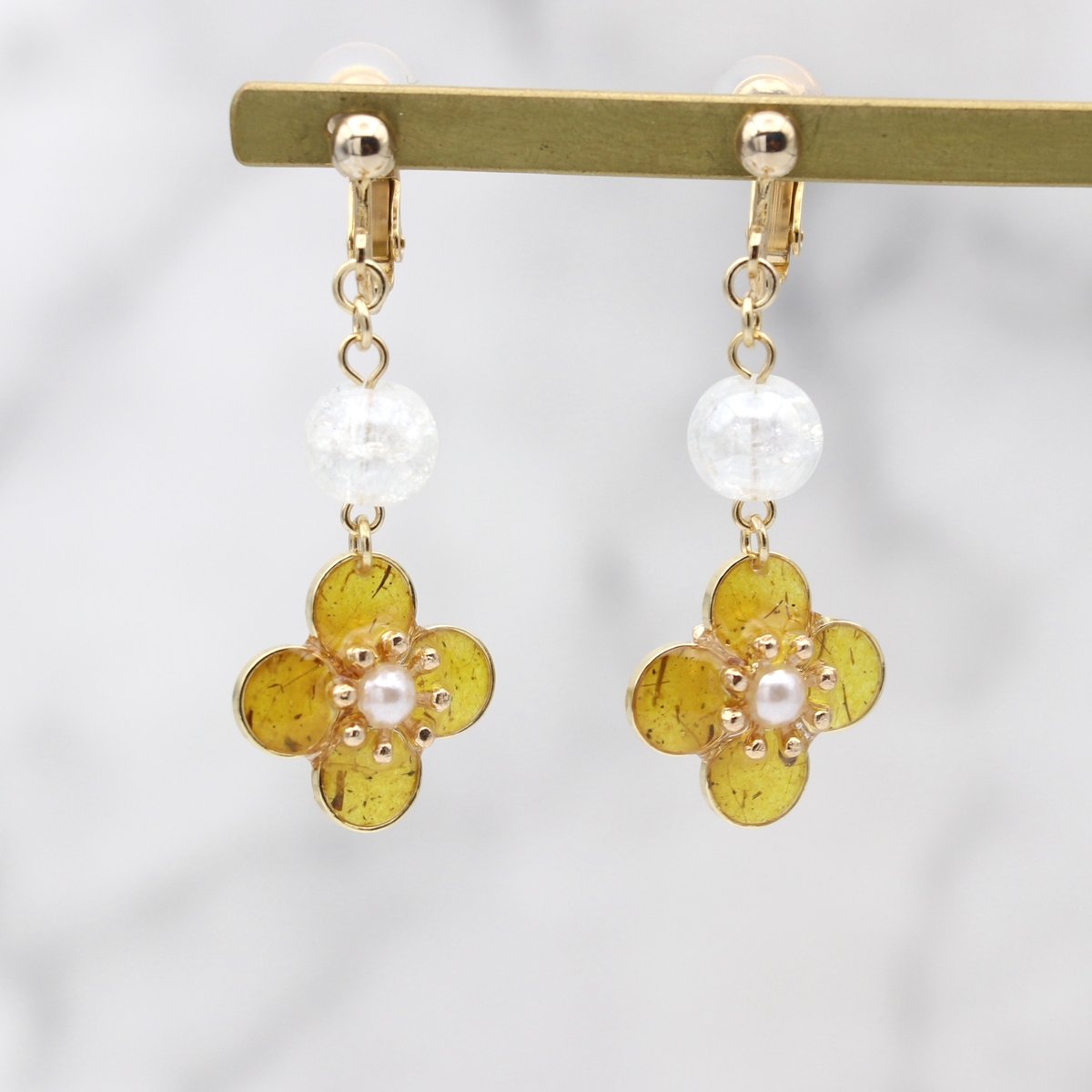 イヤリング・ピアス｜花とガラスビーズ｜黄色 | POOPOOPAPER accessory