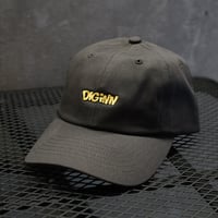 【DIGINN】刺繍ロゴキャップ (ヴィンテージブラック)