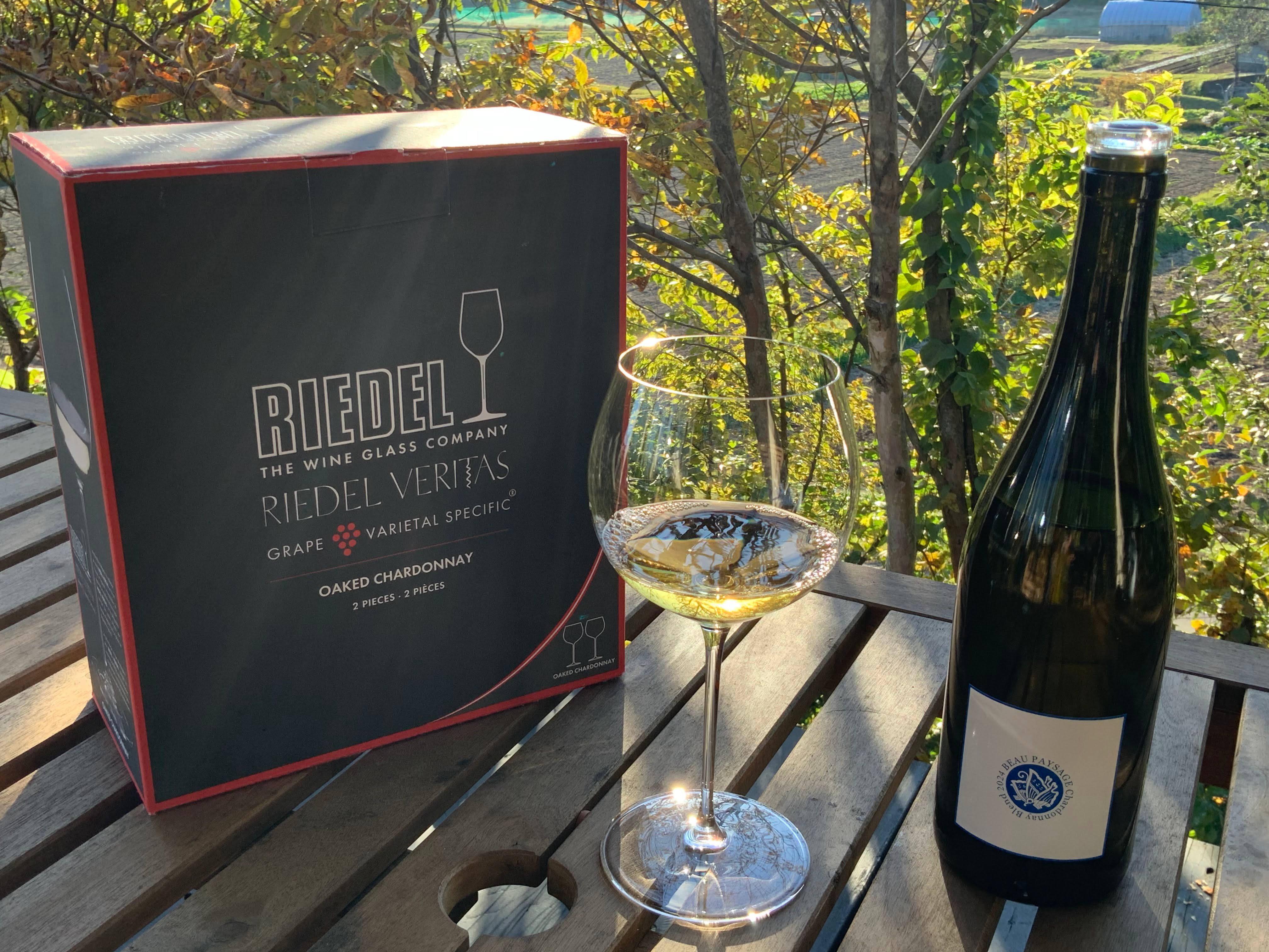 フレーバーティーBEAU PAYSAGE Chardonnay Blend 2024 とグラス