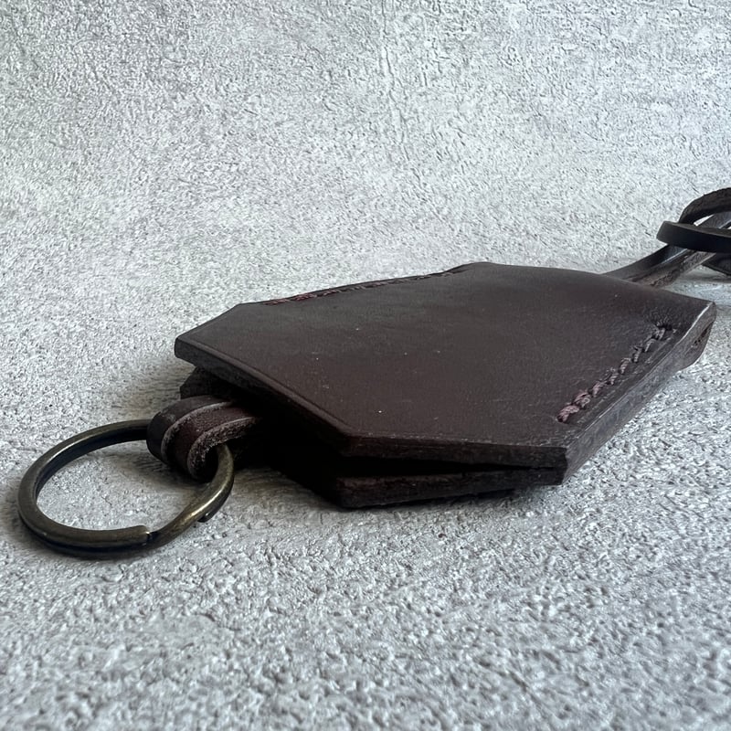 本革 キー クロシェット Mサイズ 手縫い 革平ひも ダークブラウン