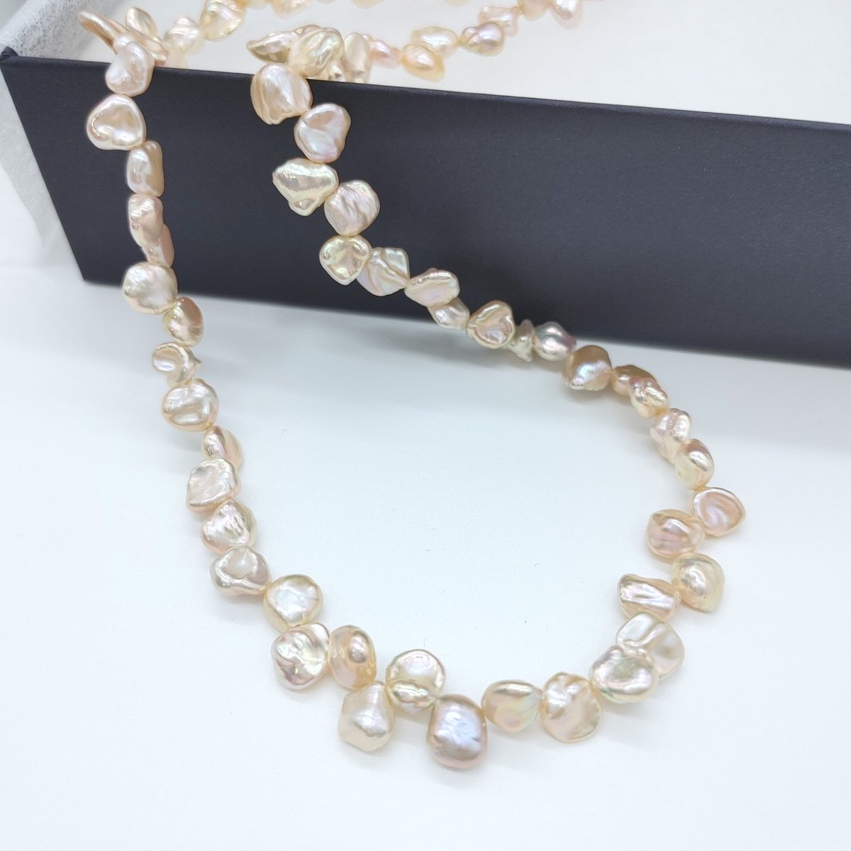 小粒な花びらパール ナチュラルオレンジネックレス | KJM-pearl
