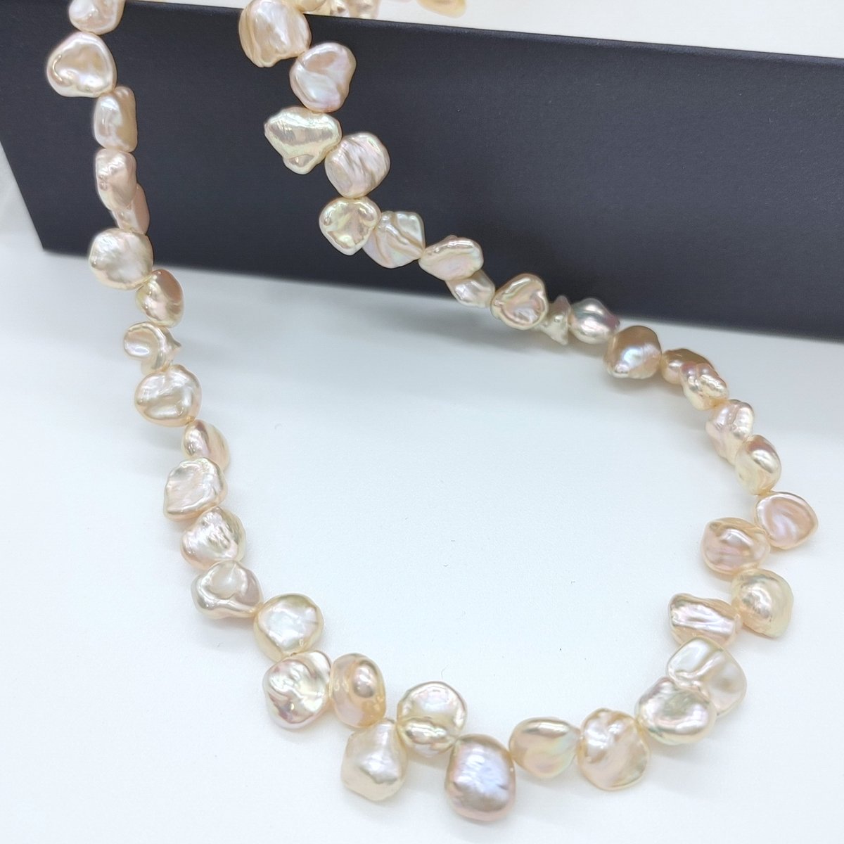 小粒な花びらパール ナチュラルオレンジネックレス | KJM-pearl