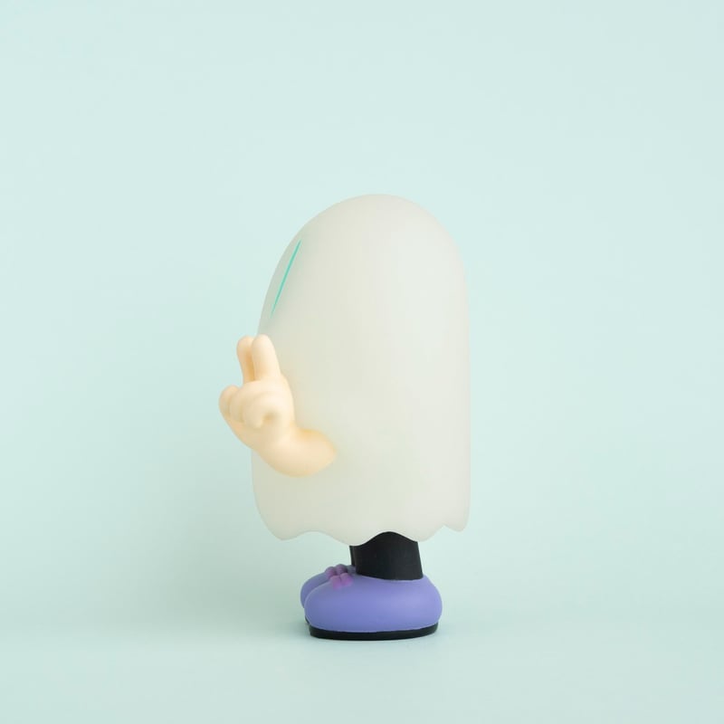 ピースおばけちゃんの蓄光ソフビ[SKYBLUE] | ななしのおばけちゃん