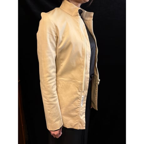 ZUCCa tight zipper jacket