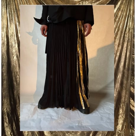 Y's pleated long skirt