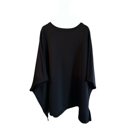 black big-cut clothing