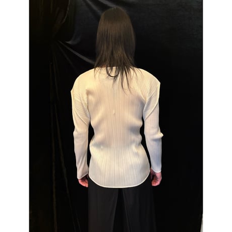 ISSEY MIYAKE PLEATS PLEAS