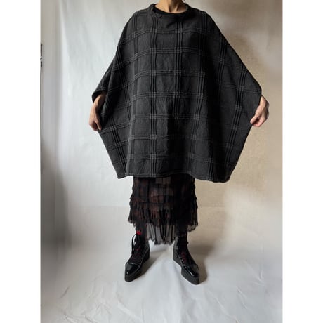 dark gray big-cut clothing