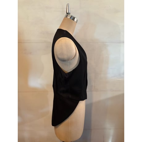 Y's Swallowtail vest
